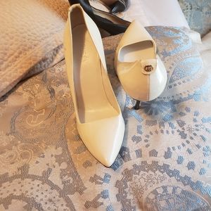 Gucci White Patent Leather Heels - Size 10